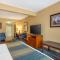 Best Western PLUS University Park Inn & Suites