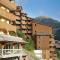 Comfortable apartment with balcony 200m from the city center - 伊索拉2000