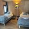 Hooting Owl private ski chalet
