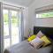Modern chalet with dishwasher, 6km from Elburg - 比丁赫伊曾