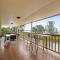 Pool and Spa on the Lakefront with Suite Studio