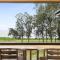 Pool and Spa on the Lakefront with Suite Studio