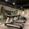 1-BR Suite with 2 Beds & Mountain Views in Aeon Towers beside Abreeza Mall 100MBPS WIFI - Давао