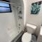 Lakefront Retreat with Pool mins from Beach and Airport - Форт-Лодердейл