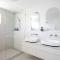 Belli Street by Noosa Secret Destinations - Short Walk to Hastings St