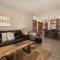 Cozens Pointe E 102 condo - Fraser
