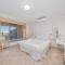 Semaphore Mansion By Host Solutions - Port Adelaide