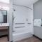 ECHO Suites Extended Stay by Wyndham Indianapolis AmeriPlex - انديانابوليس