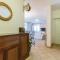 Four-Bedroom Holiday Home In Kastel Novi