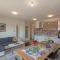 Amazing Apartment In Vodice With Wifi