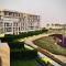 Golf view & Terrace at UptownCairo - Kairo