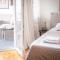 Chic Riverview Apartment