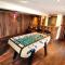 Prestigious Chalet for 18 Guests, Pool & Jacuzzi, close to slopes and resort center - 蒙热内夫尔 Prestigious Chalet for 18 Guests, Pool & Jacuzzi, close to slopes and resort center - 蒙热内夫尔