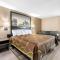 Super 8 by Wyndham Dickson