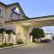 Days Inn by Wyndham Steinbach