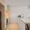 WOW Self-Contained Apartment on Hall - ملبورن