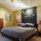 Quiet desert getaway with ping-pong, BBQ, citrus