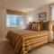Mammoth Ski& Racquet Club A #1 - 2 bed 3 bath ski in ski out! Mountain Views! - بحيرات ماموث