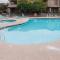 Gated Ocotillo Townhouse with heated pool, spa, BBQ - Chandler