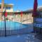 Mid century modern condo near Old Town, pool & BBQ