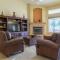 Spacious golf course house with pool heater, spa