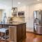 Spacious Kierland oasis with pool heater, spa, BBQ
