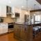 Spacious Kierland oasis with pool heater, spa, BBQ
