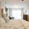 Spacious Kierland oasis with pool heater, spa, BBQ