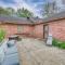 Spacious Little Rock Home with Patio - 9 Mi to Dtwn!