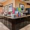 Hampton Inn Staunton - 斯汤顿