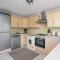 Sleek 3Bed House near Airport - 利文斯顿