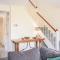 Central 2 Bed House w/ Garden and Free Parking!
