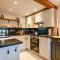 The Gamekeeper's Cottage - Stunning 2 Bed! - Leafield