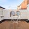 Charming 2 Bed House in Tewkesbury Centre