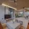 StayVista at Villa De Suku with Pool, Balcony - Igatpuri