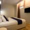 XVI Suites - Adults Only