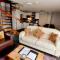 Cader Mountain View Cottage with Hot Tub in Snowdonia