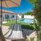 2 Bedroom Beautiful Home In Lozari - Stuparić