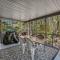 Mountain View Hideaway -- Pet Friendly, Grill, Wifi, Fire Pit, Deck, Screen Porch, Family Friendly, Game Room, Wood Stove