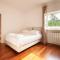 Noble beach villa with private garden and pool - استوريل
