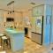 MIAMI EXCLUSIVE 5-BR Spacious House with pool - ميامي