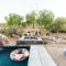 Uno Vida Hot Tub, Views And Pool W Water Slide - Joshua Tree