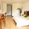 Appartement T2 lumineux, confortable et spacieux à Saint-Anne proche piscine et plage de lAnse Caritan