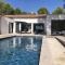 Villa design Mazanel, piscine, vue Mont Ventoux et plaine, climatisation