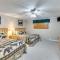 Snowshoe Condo with Mtn Views, Walk to Ski Lift