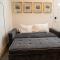 Explore Seattle Free Parking & Walk to Light Rail - New listing & ABNB Superhost - Сиэтл