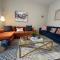 Luxe Central Suburban Retreat Luxe Central Suburban Retreat