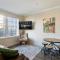 California Building by Hosteeva - 新奥尔良
