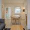 Bright & Airy 2BD - 10 mins walk to Chelt Centre!