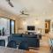 Point D'Azure Beachfront Residence - Pereybere